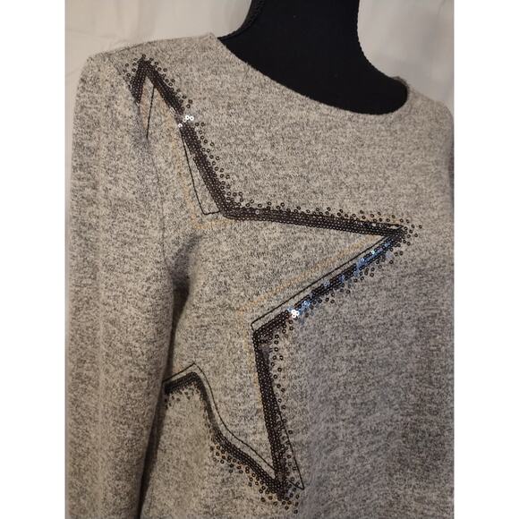 Weekends by Chico's Women's Lightweight Sweater Gray w/Sequin Star Design - Picture 2 of 8